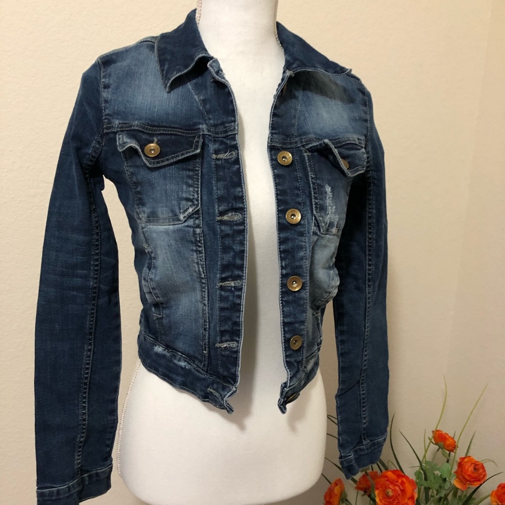 Jean distressed jacket